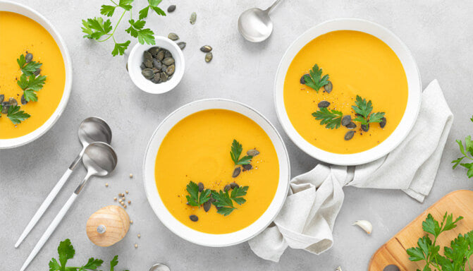 3 opções de sopa vegana para aquecer neste inverno