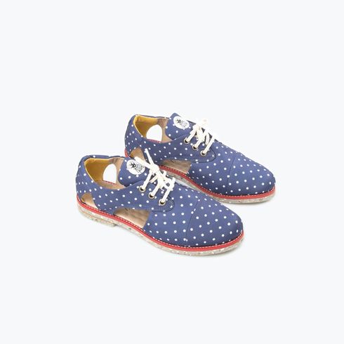 Poá Marinho Cutout Oxford