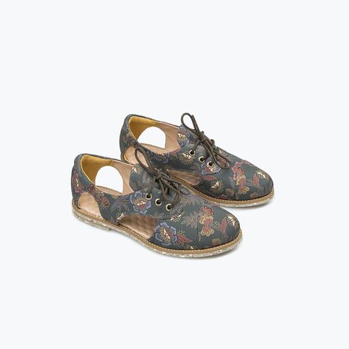 Batik Cutout Oxford