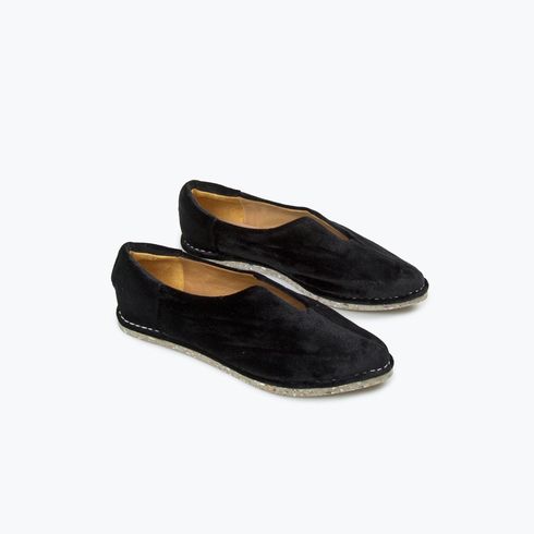 Black Velvet Slipper