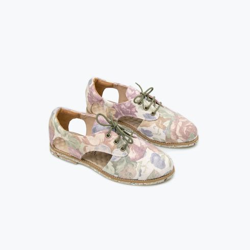 Granola Cutout Oxford