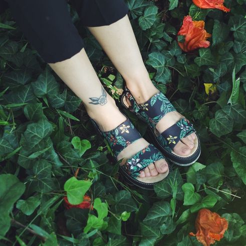 Orquídea Strap Sandal