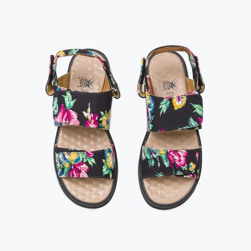Chiquinha Strap Sandal